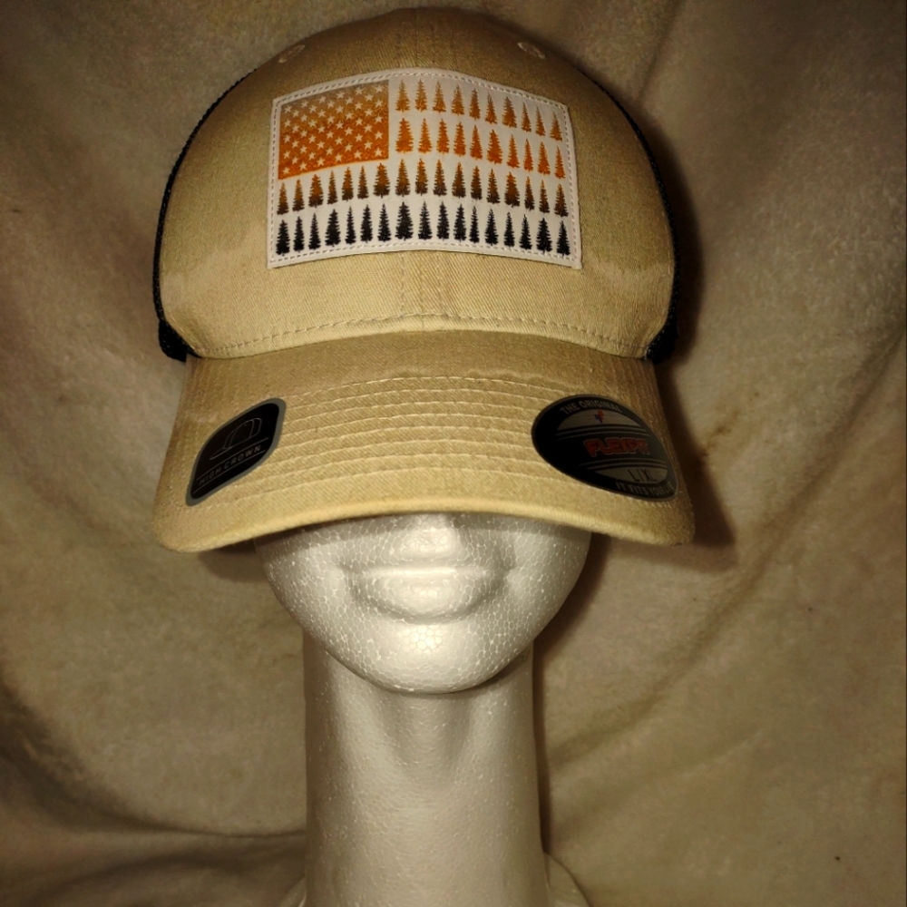 Columbia Mesh™ Tree Flag Ball Cap  High Crown L/XLG Beige n Dark Grey NWOT